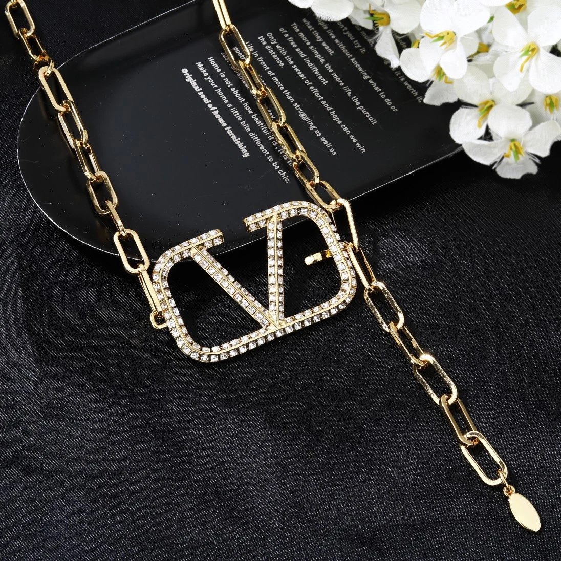 Valentino Waist Chain Ver.A — QC