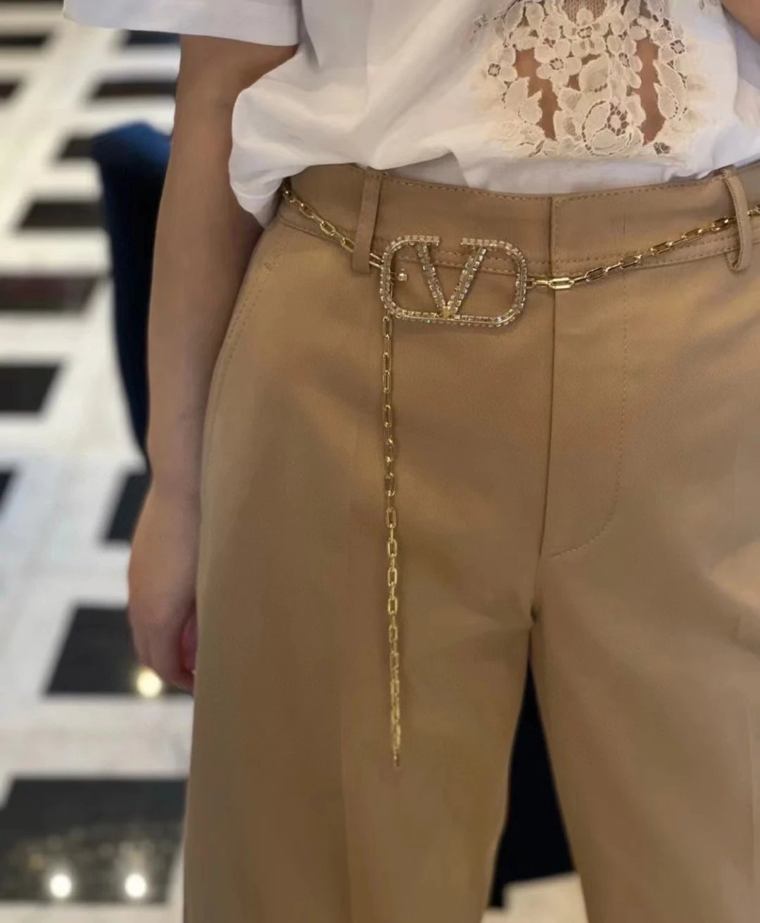 Valentino Waist Chain Ver.A — QC