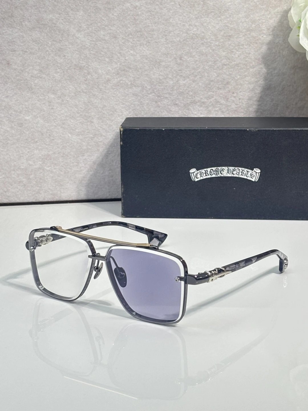 Chrome Hearts CH8239 Sunglasses 62-12-149 — photo 2