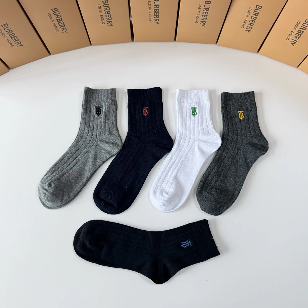 Burberry Knee-High Socks Ver.C — QC