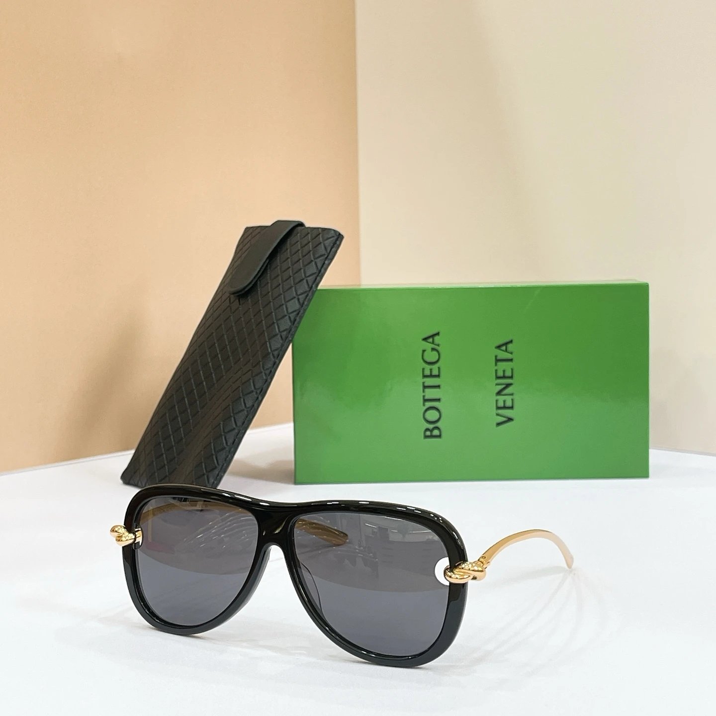 Bottega Veneta BV1513S Sunglasses 61-9-145 Ver.B — photo 6