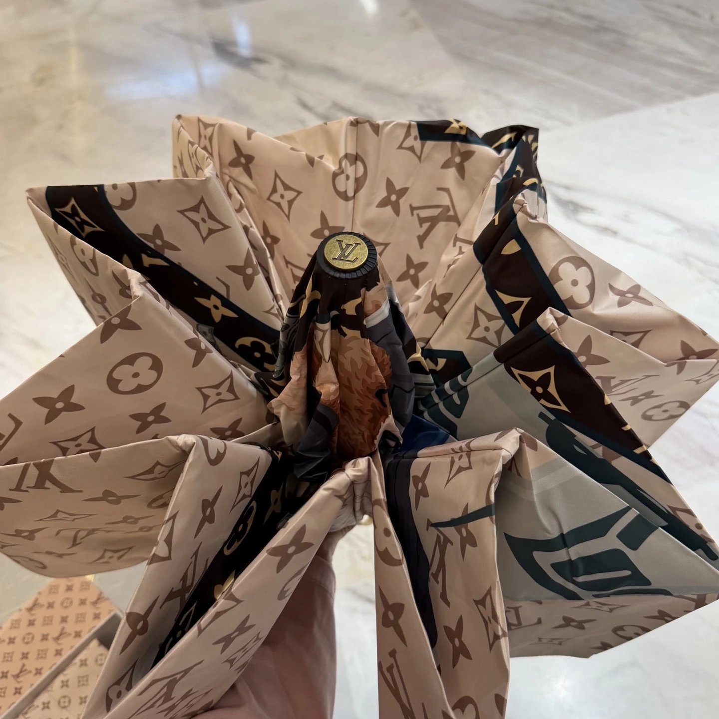 Louis Vuitton UV Protection Folding Umbrella Ver.A — Photo 4