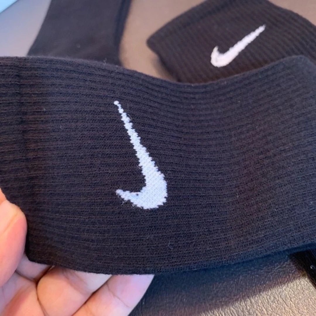 Nike Crew Socks Ver.E — Photo 4