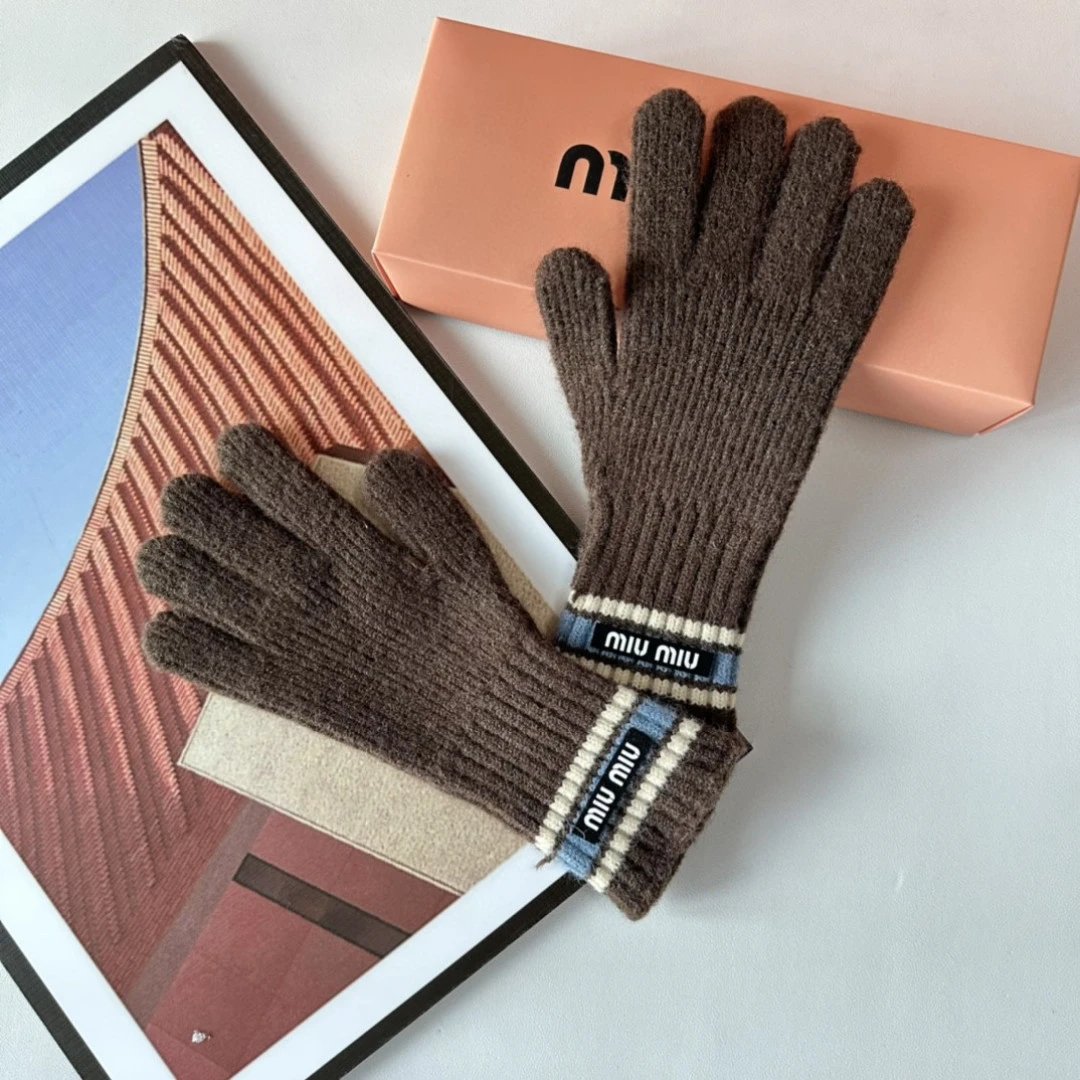 Miu Miu Gloves Ver.C — Photo 4