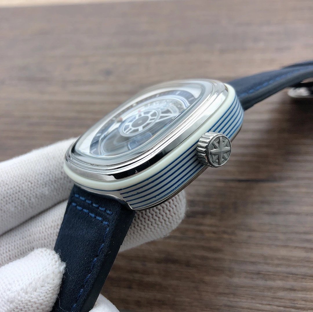 SevenFriday P306 Automatic Watch — Zdjęcie 3