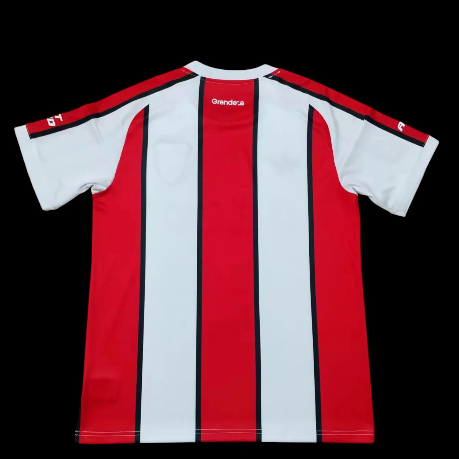 River Plate 26/27 Away Jersey — Photo 2