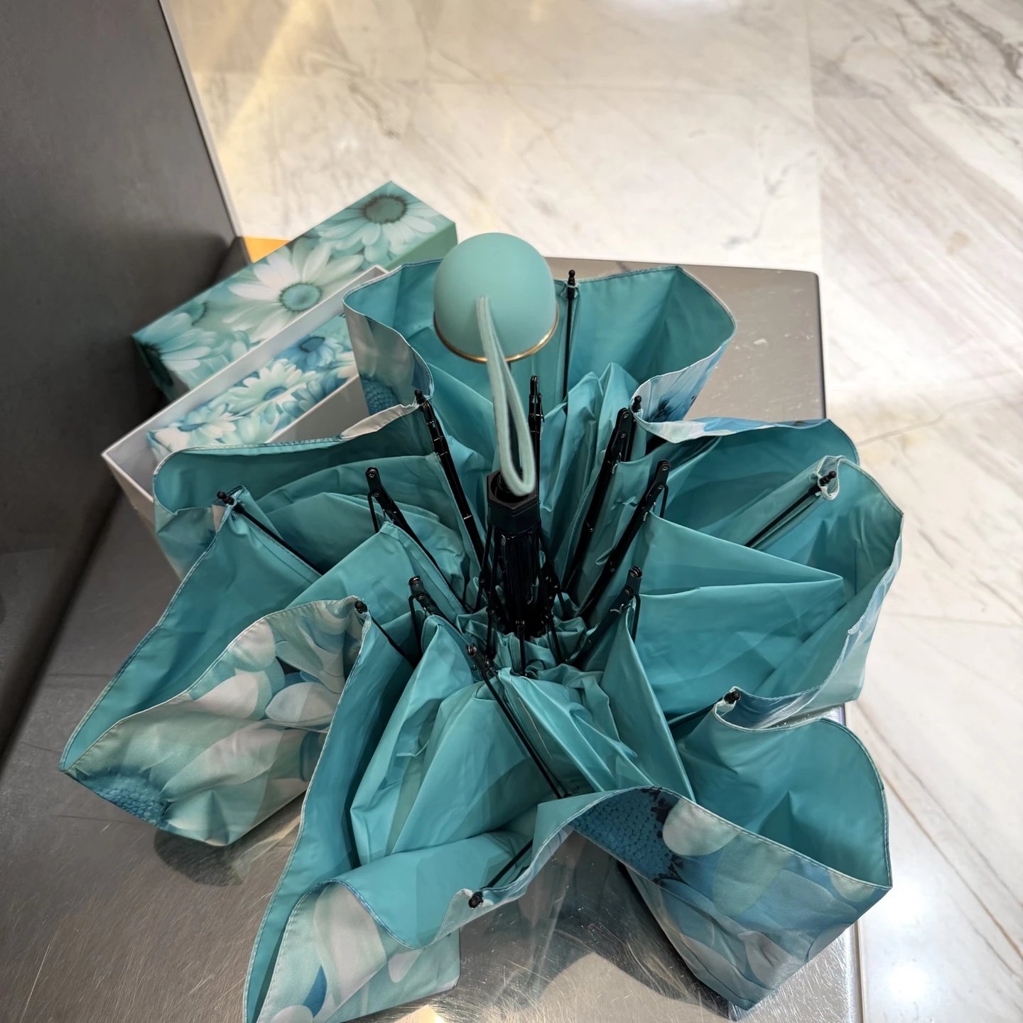 Tiffany UV Protection Folding Umbrella Ver.C — Photo 5