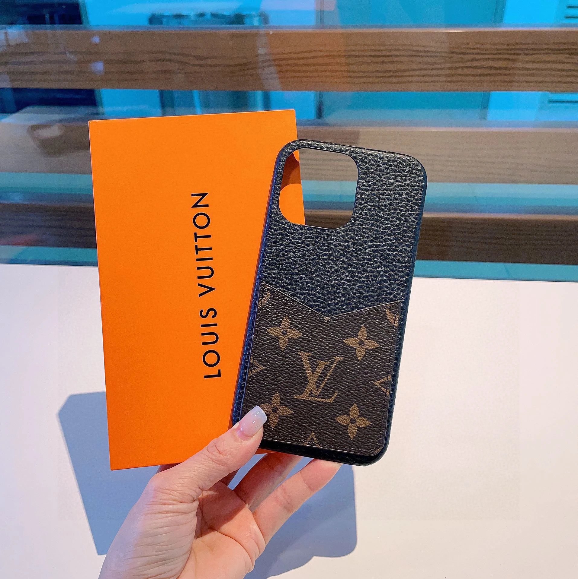 Louis Vuitton Phone Case Ver.I — QC