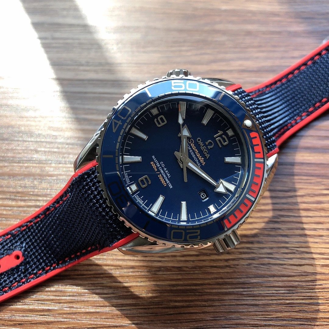 Omega Seamaster 600 Rubber Automatic Watch — photo 6