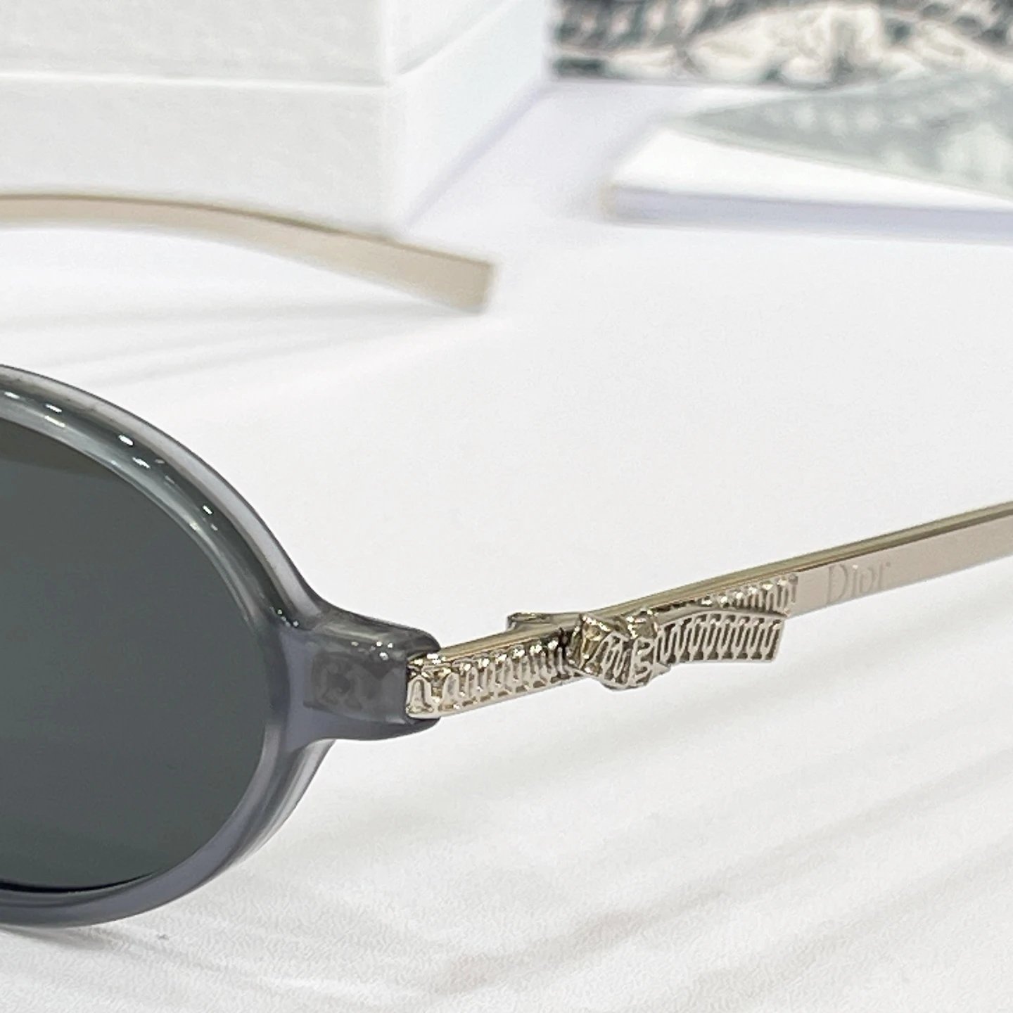 Dior Bow Sunglasses 53-17-145 — photo 8