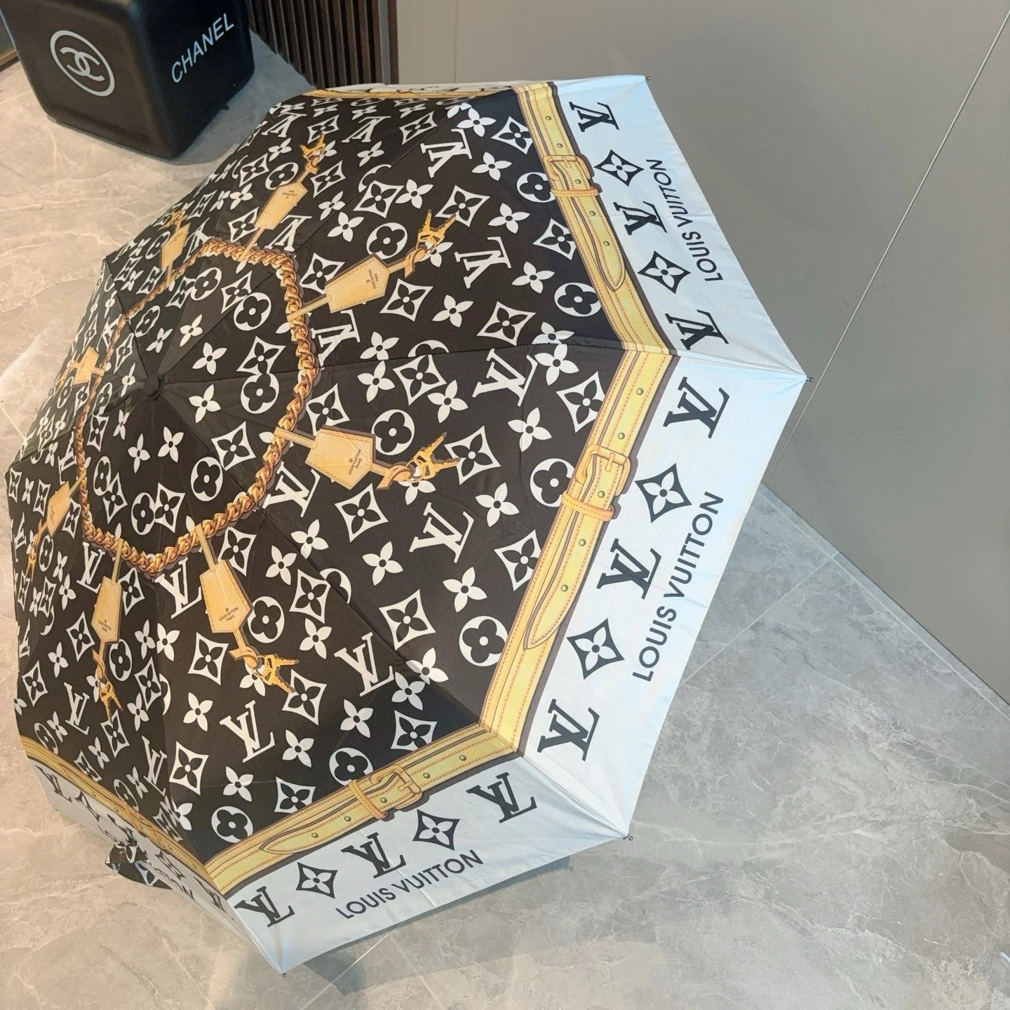 Louis Vuitton UV Protection Folding Umbrella Ver.H — Zdjęcie 9