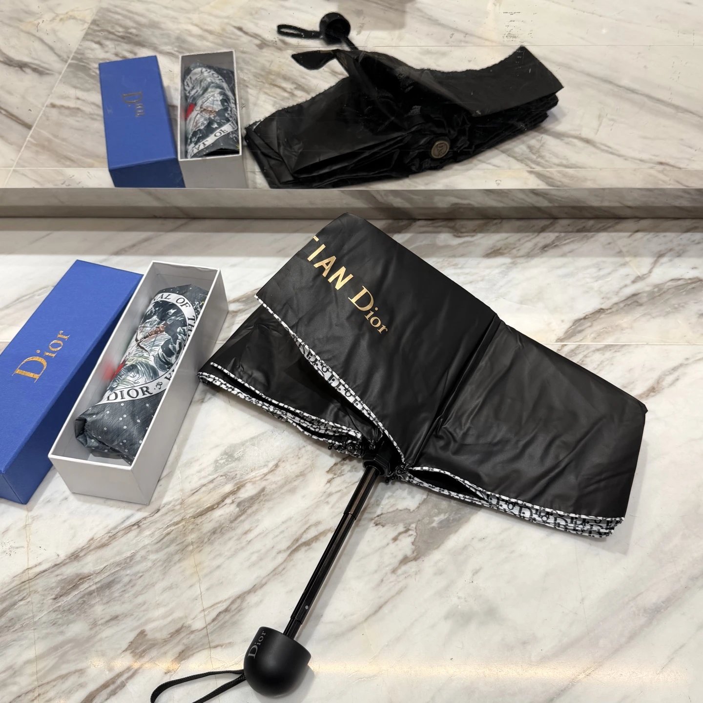 Dior UV Protection Folding Umbrella Ver.H — Zdjęcie 3