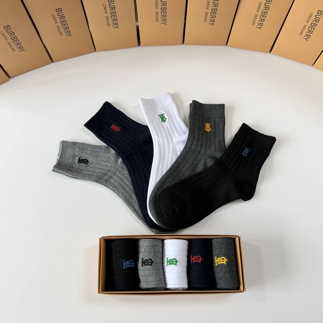 Burberry Knee-High Socks Ver.C — QC