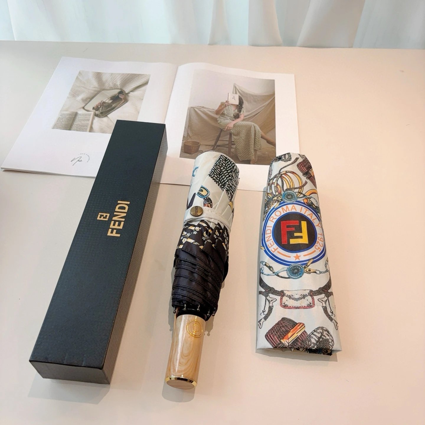 Fendi UV Protection Folding Umbrella Ver.C — Photo 2