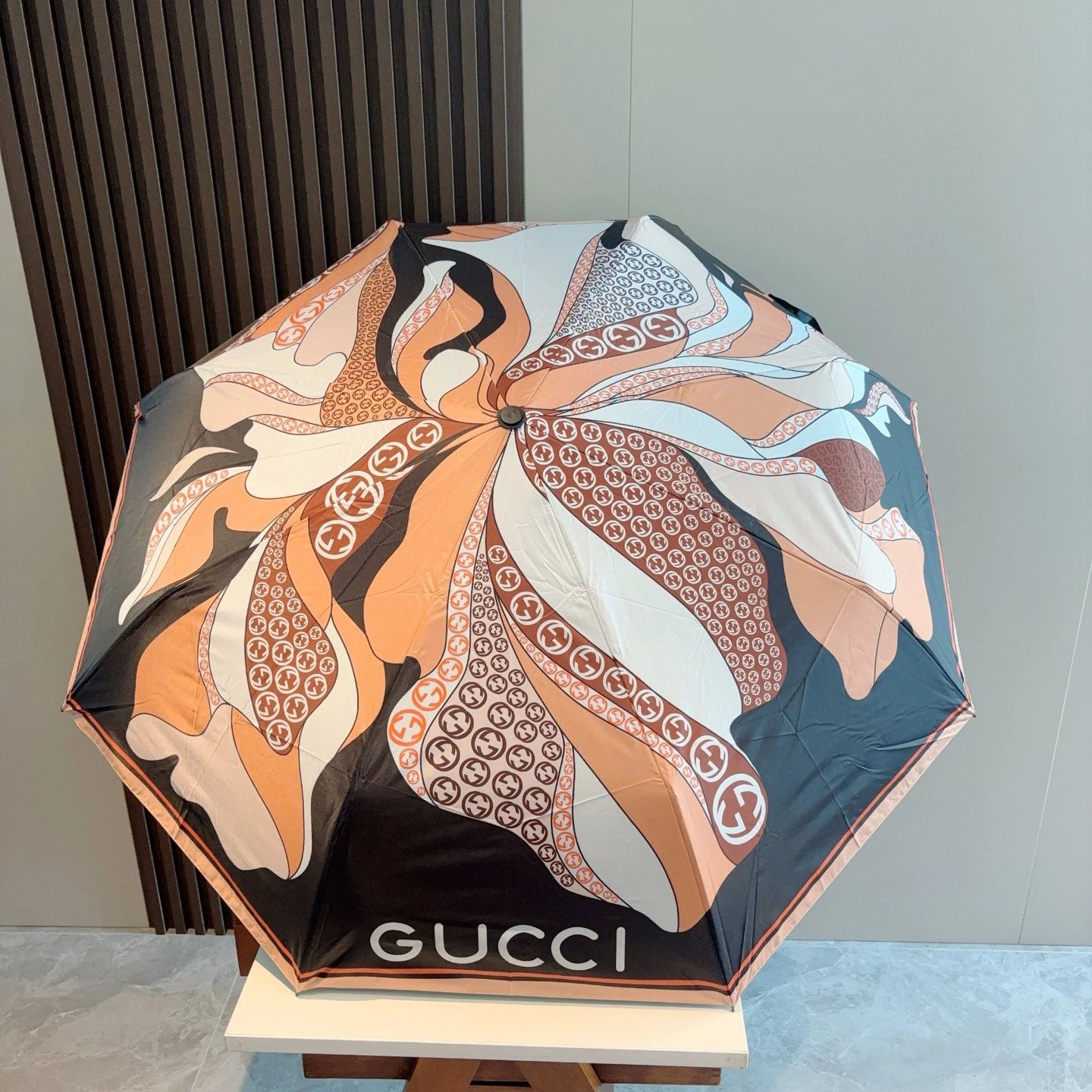 Gucci UV Protection Folding Umbrella Ver.J — Photo 7