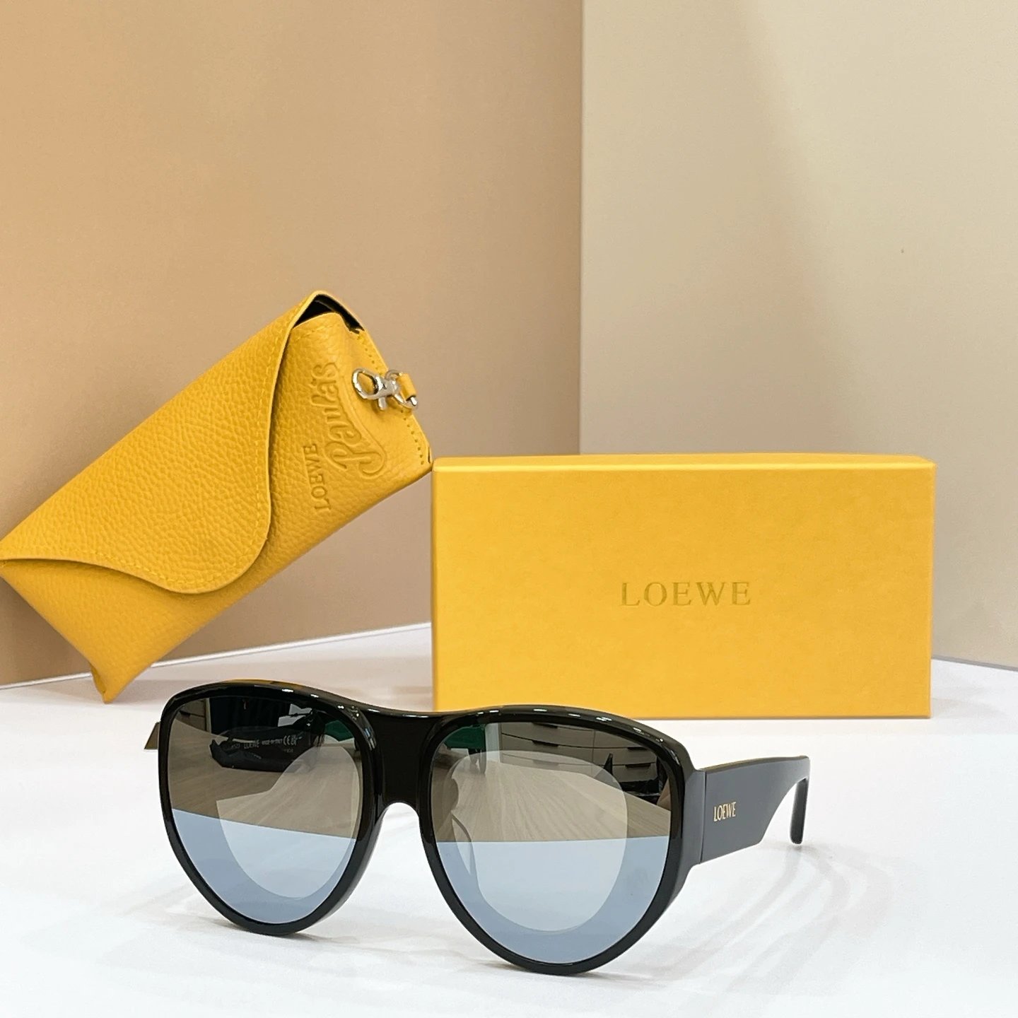 Loewe LW40170U Sunglasses 61-16-140 Ver.A — Zdjęcie 6