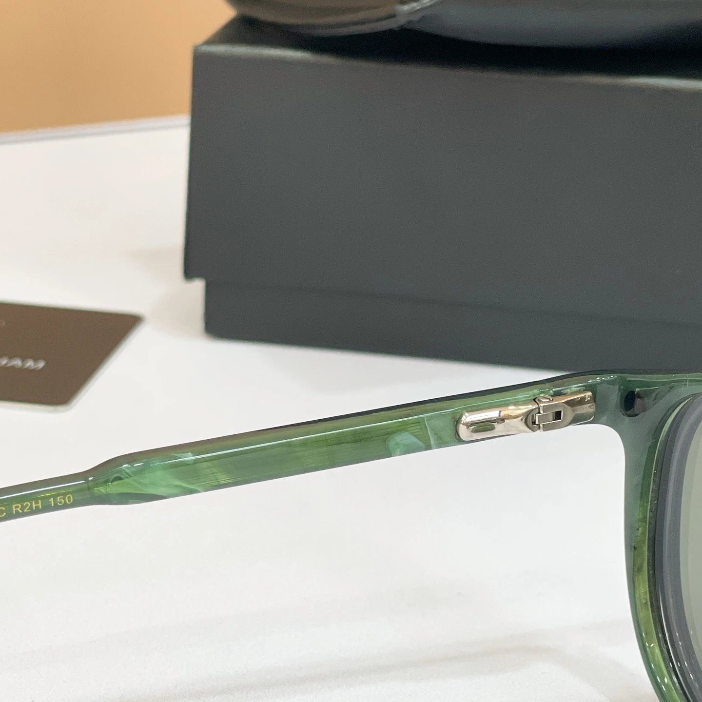 David Beckham DB 1018 Sunglasses Ver.B — photo 7