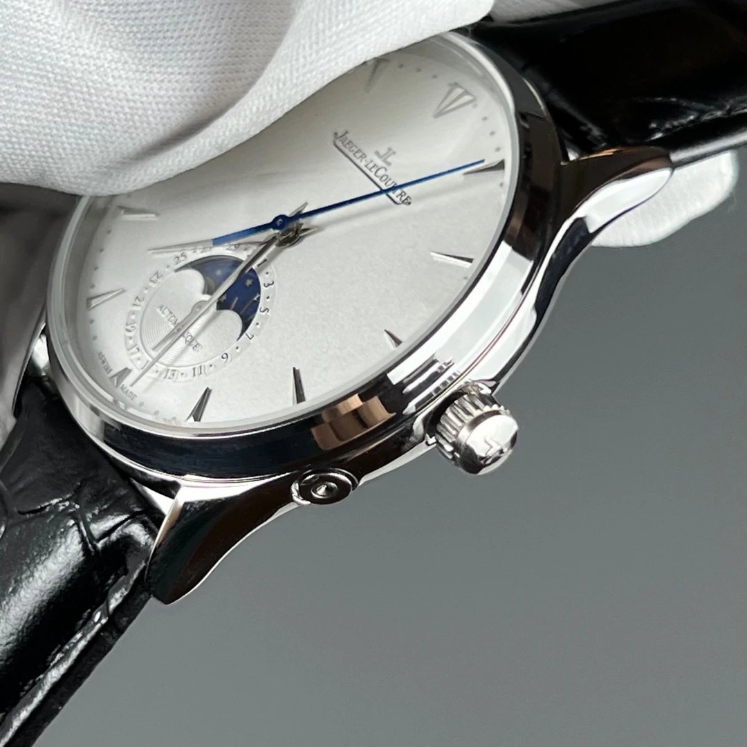 Jaeger-LeCoultre Master Automatic Watch 42mm — photo 4