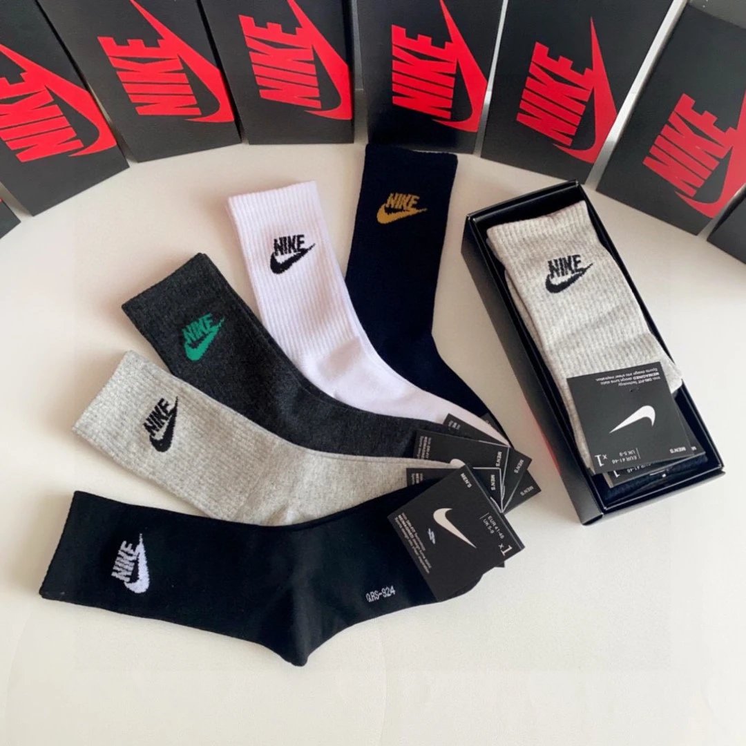 Nike Crew Socks Ver.F — QC