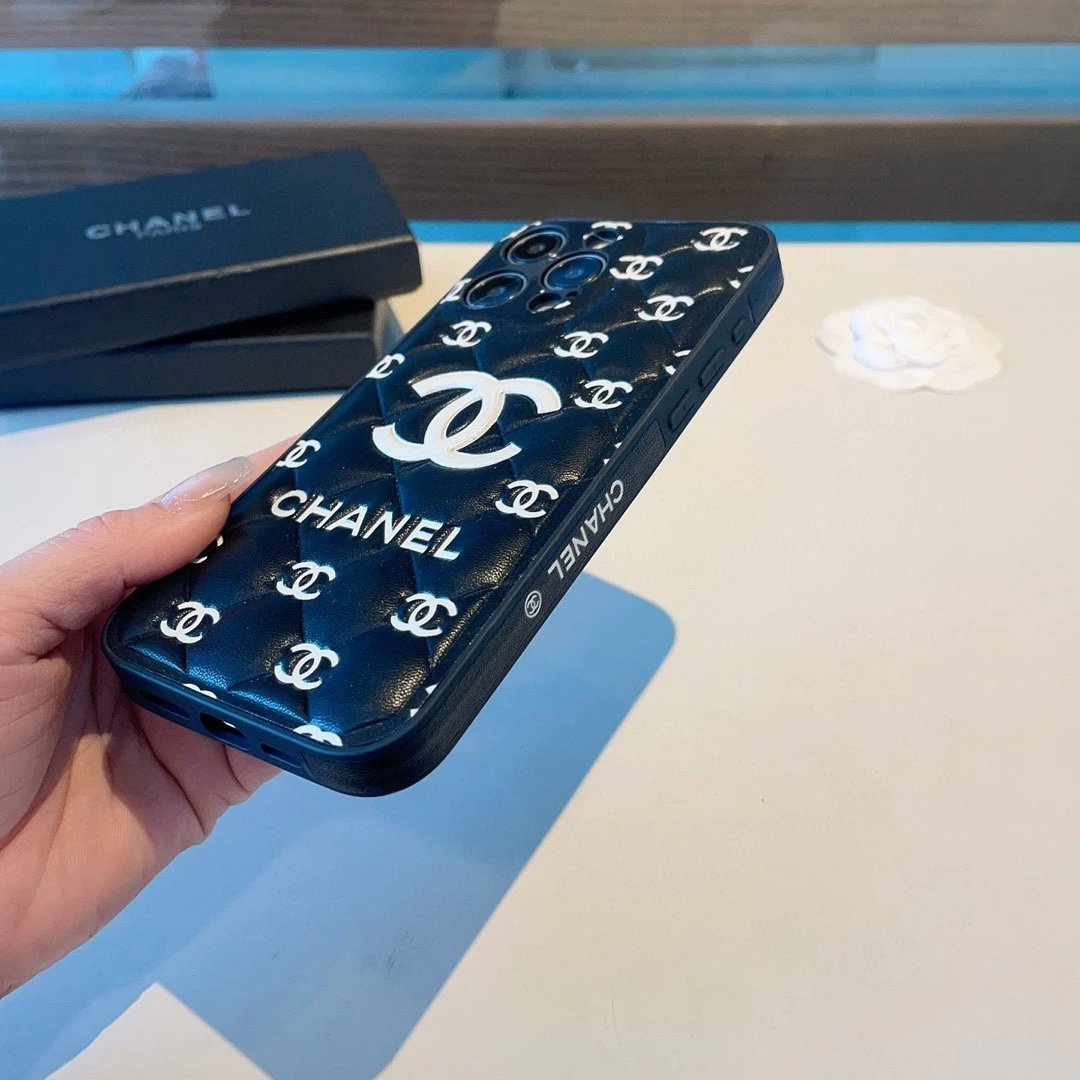 Chanel Phone Case Ver.J — Photo 6