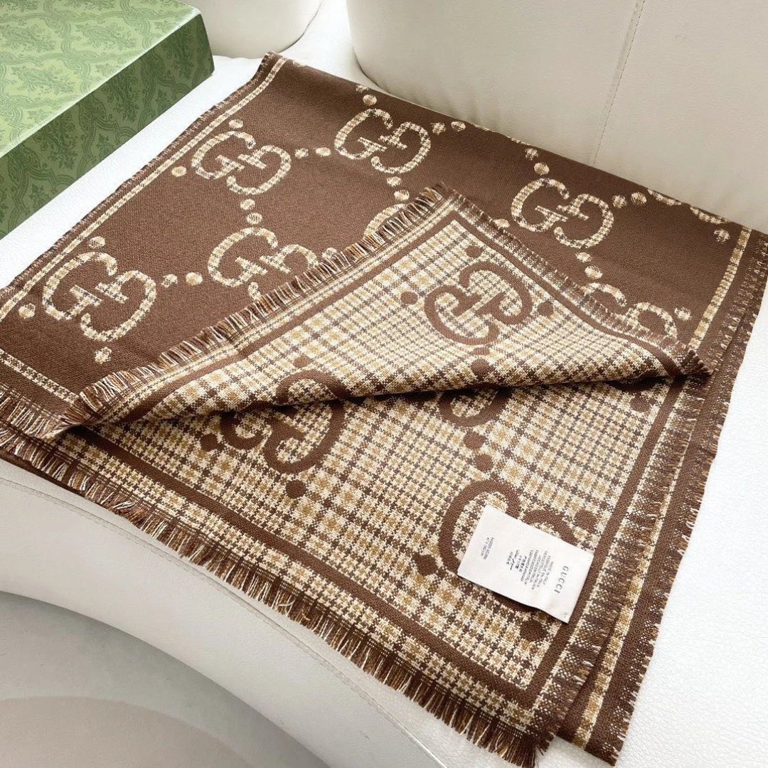 Gucci Cashmere Shawl Ver.B — QC