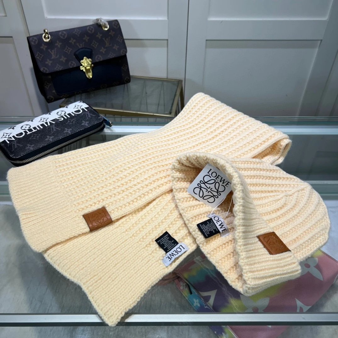 Loewe Scarf & Hat Set Ver.H — QC
