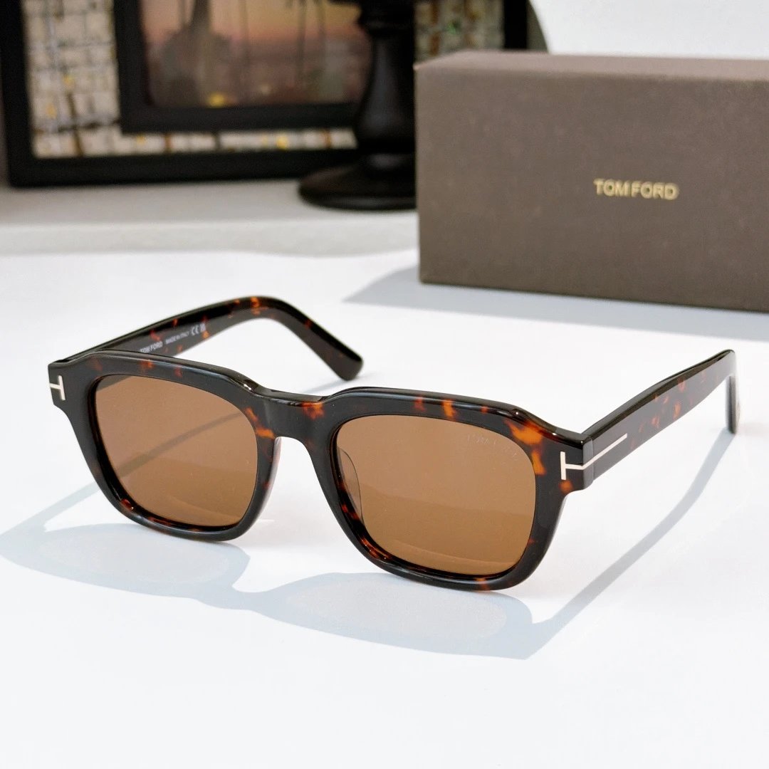 Tom Ford TF1226 Sunglasses 52-20-135 — photo 7