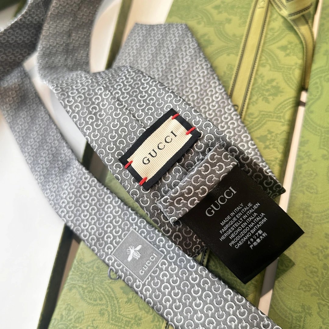 Gucci Silk Tie Ver.A — Zdjęcie 5