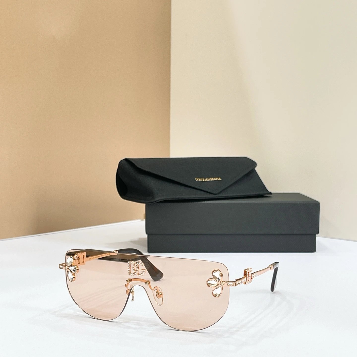 Dolce & Gabbana DG2207 Sunglasses Ver.B — photo 3