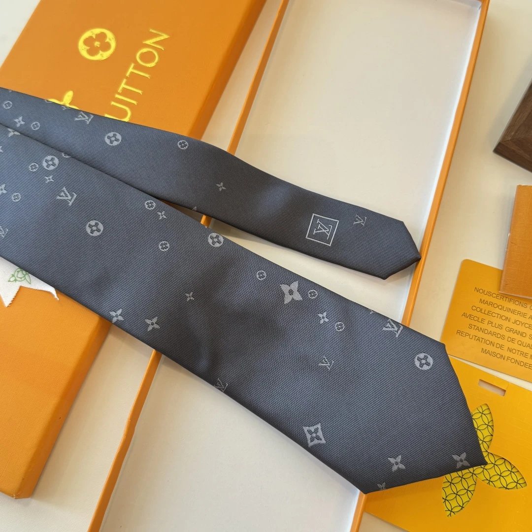 Louis Vuitton Silk Tie Ver.B — Photo 4