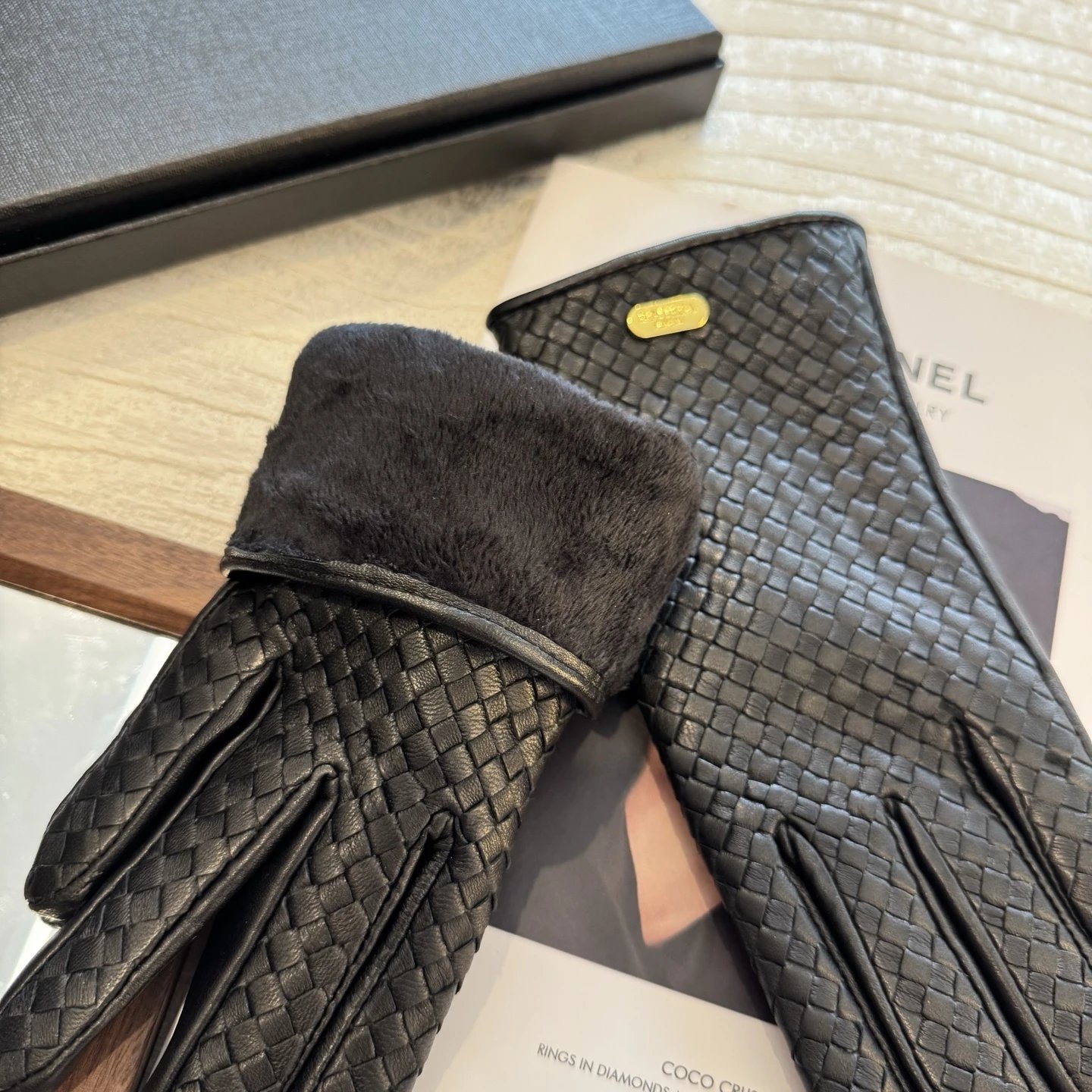 Bottega Veneta Lambskin Cashmere Gloves Ver.B — Photo 3
