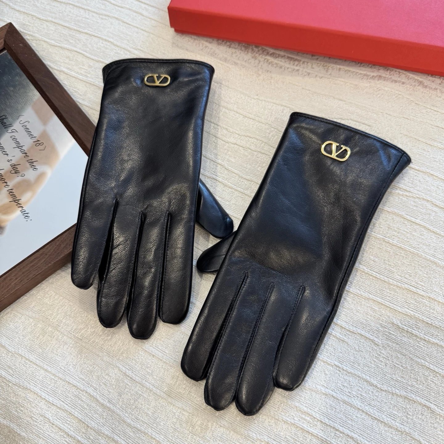 Valentino Lambskin Cashmere Gloves Ver.G — Photo 8