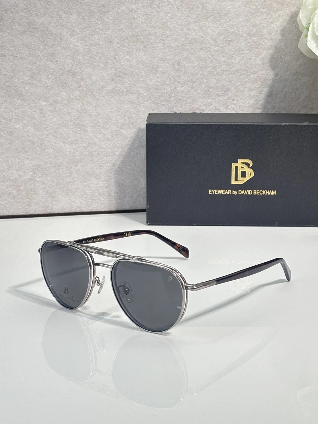David Beckham DB 1238 Sunglasses Ver.A — photo 4