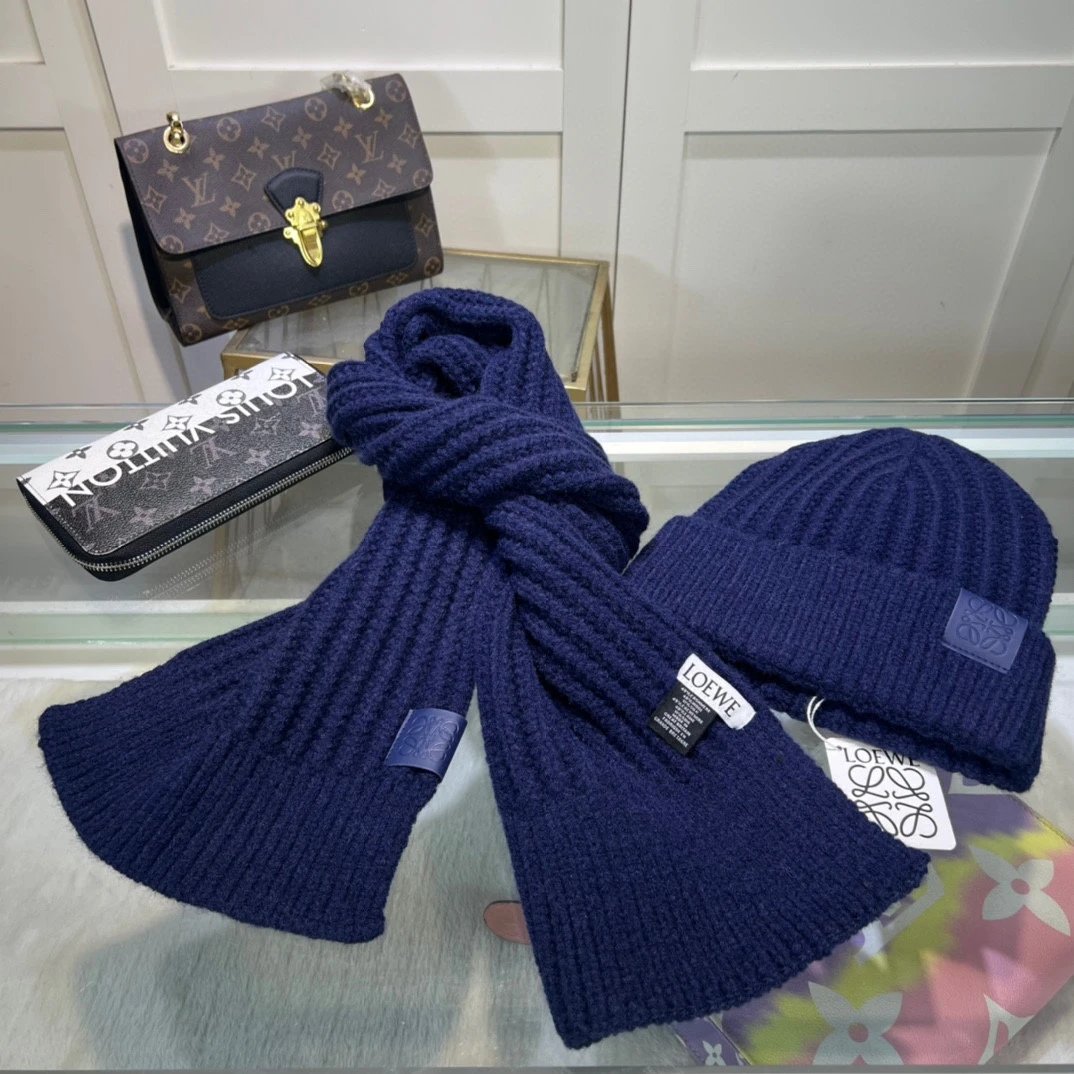 Loewe Scarf & Hat Set Ver.G — QC