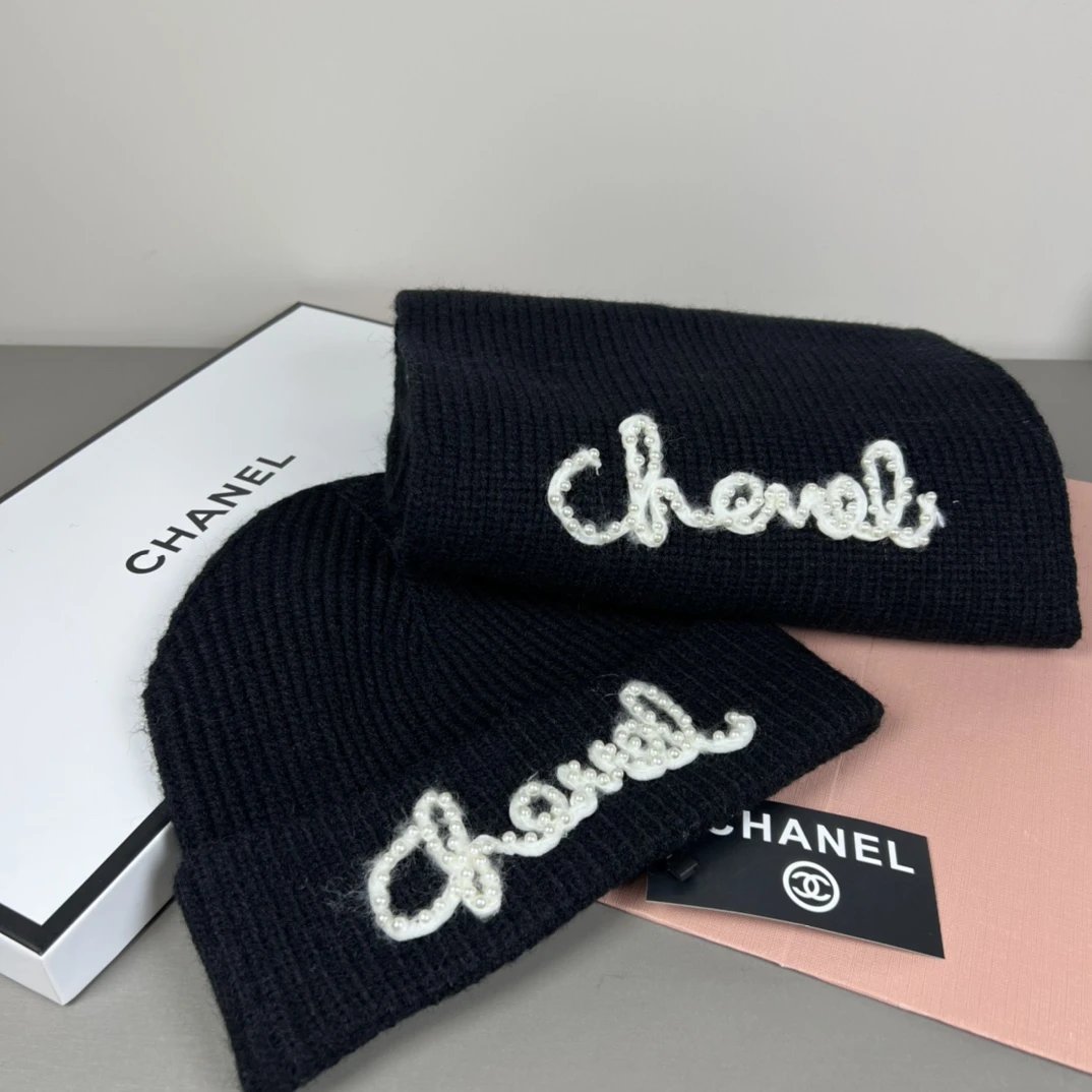 Chanel Scarf & Hat Set Ver.A — Zdjęcie 3