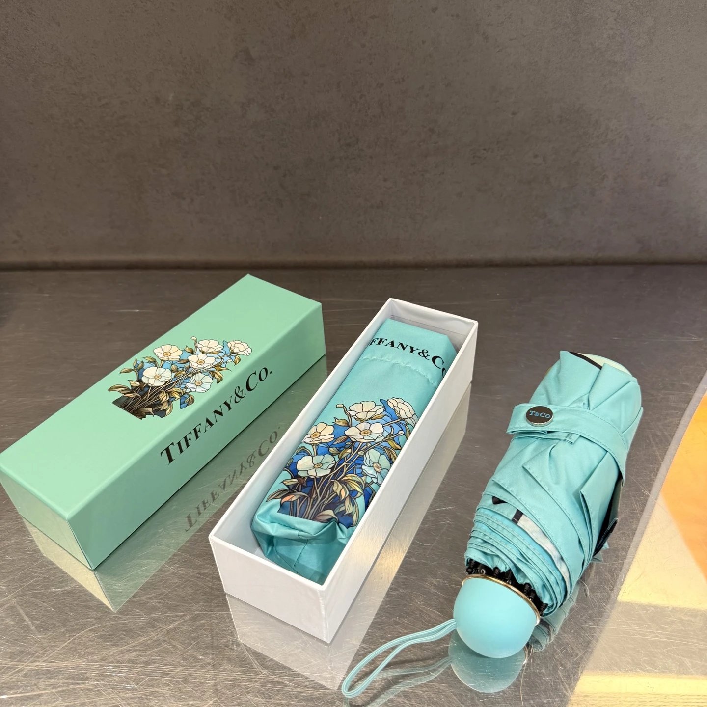 Tiffany UV Protection Folding Umbrella Ver.B — Photo 2