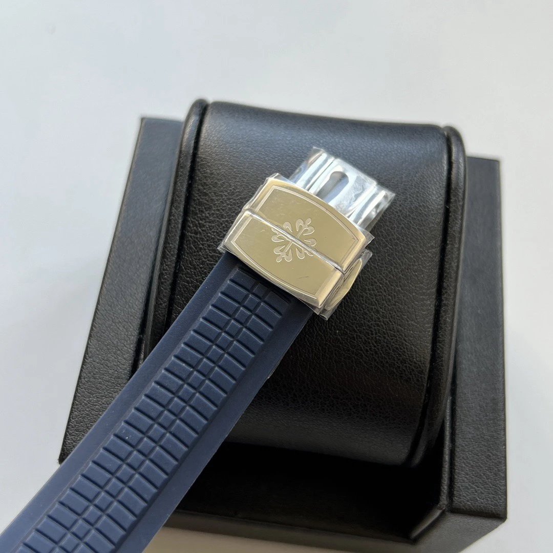 Patek Philippe Aquanaut Automatic Watch Ver.B — photo 9
