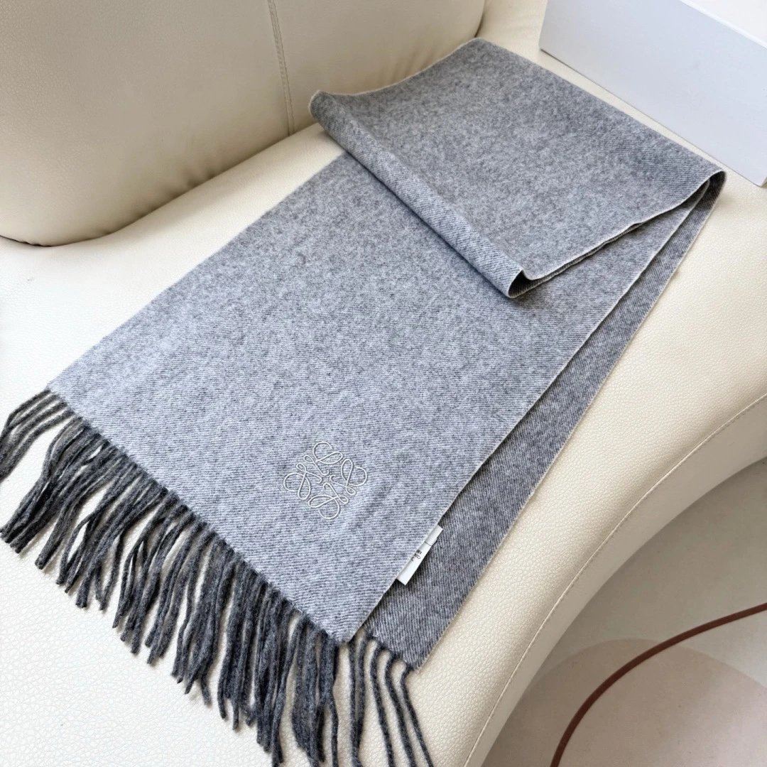 Loewe Cashmere Scarf Ver.G — QC