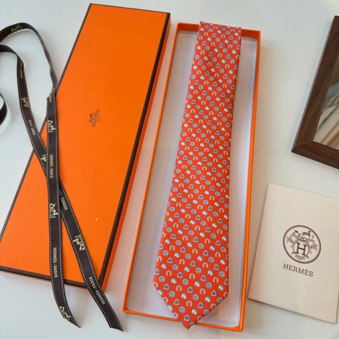 Hermes Silk Tie Ver.E — Photo 3