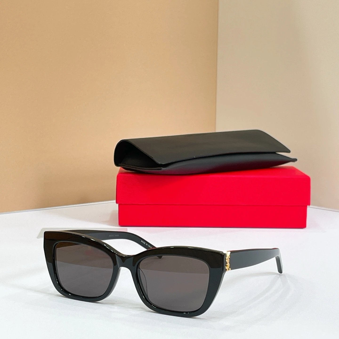 Saint Laurent Sunglasses Ver.A — photo 5