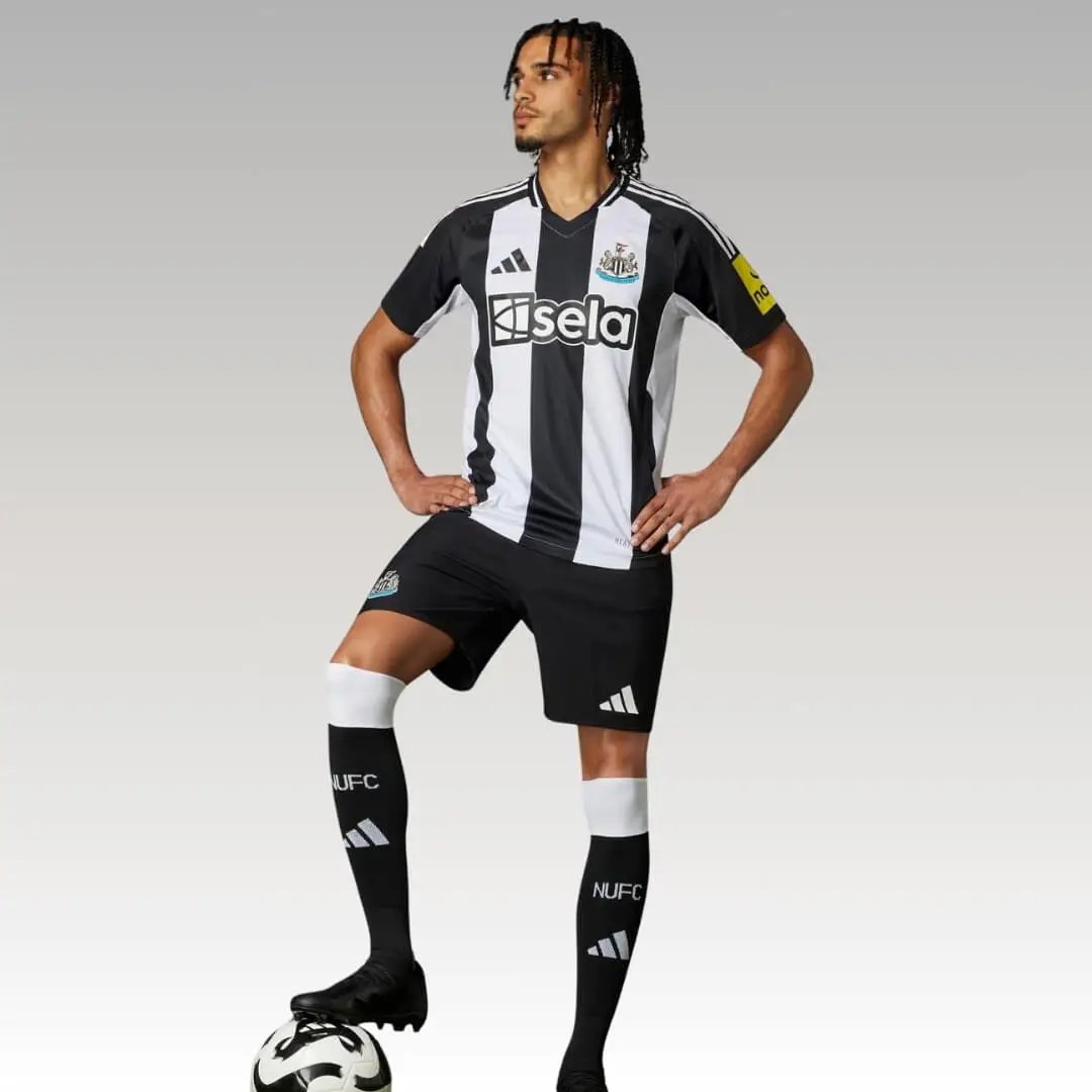 Newcastle United 24/25 Home Jersey (Player Version) — photo 4