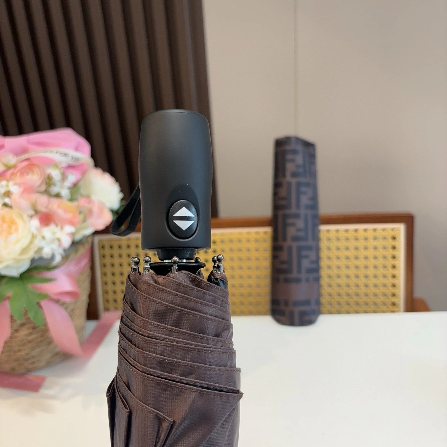 Fendi UV Protection Folding Umbrella Ver.J — Photo 4