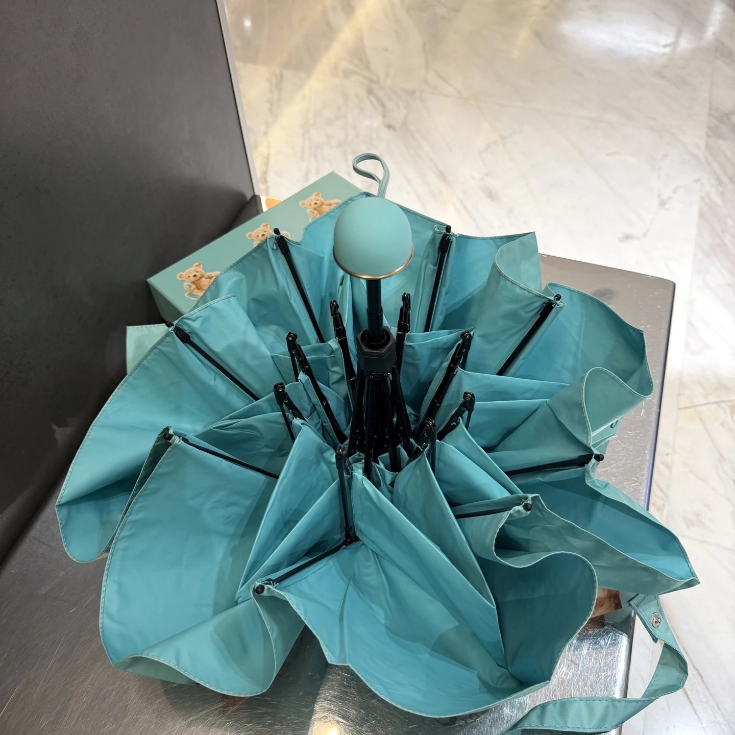 Tiffany UV Protection Folding Umbrella Ver.A — Photo 4