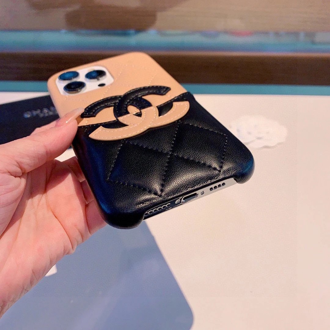 Chanel Phone Case Ver.E — Photo 9