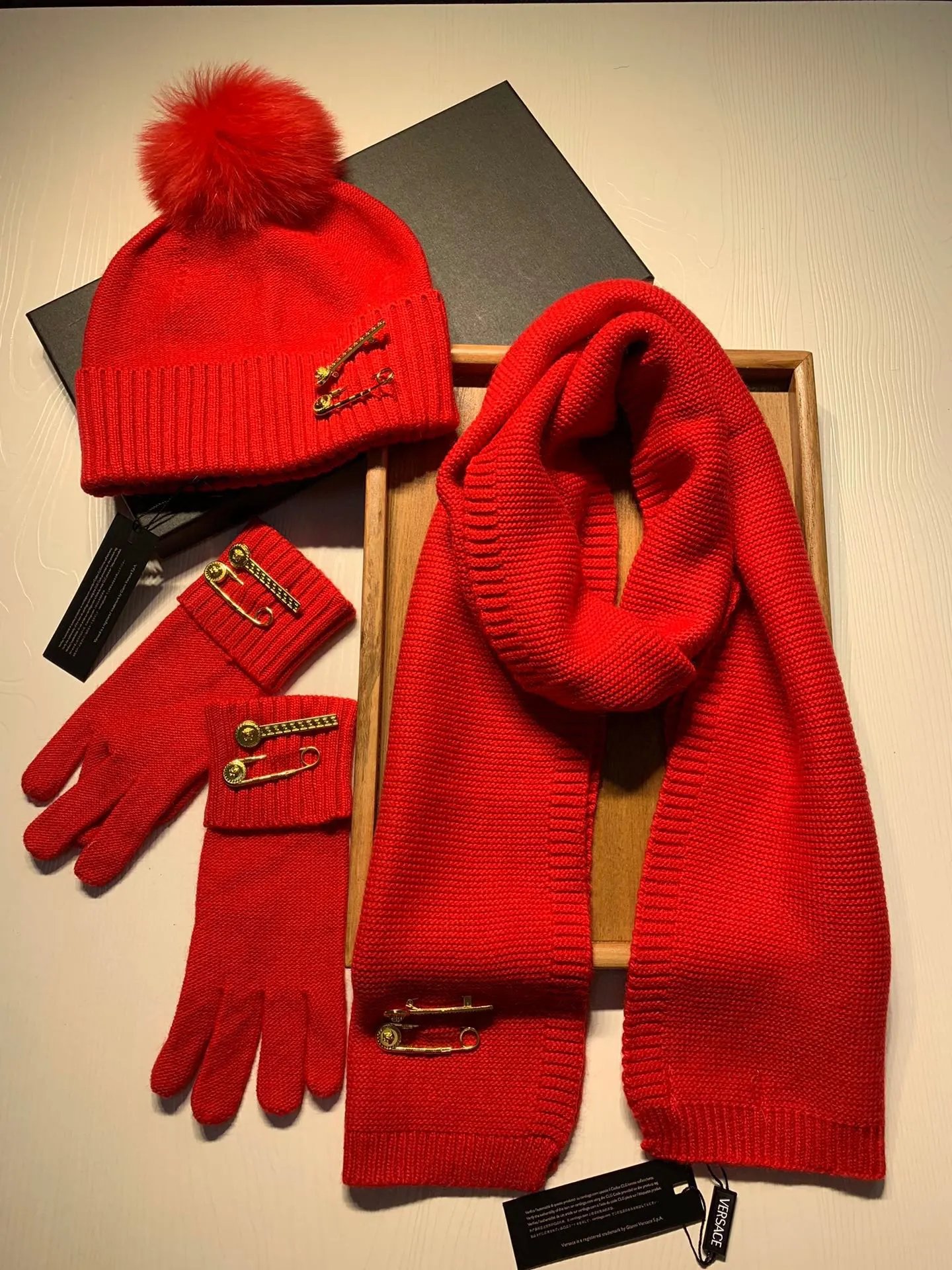 Versace Wool Rabbit Fur Scarf & Hat Set Ver.E — QC