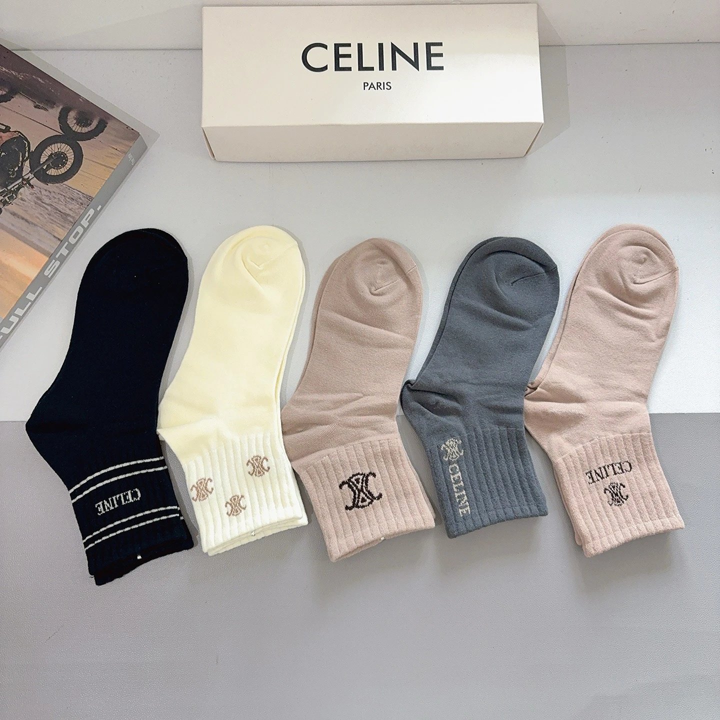 Celine Crew Cotton No-Show Socks Ver.A — Zdjęcie 3
