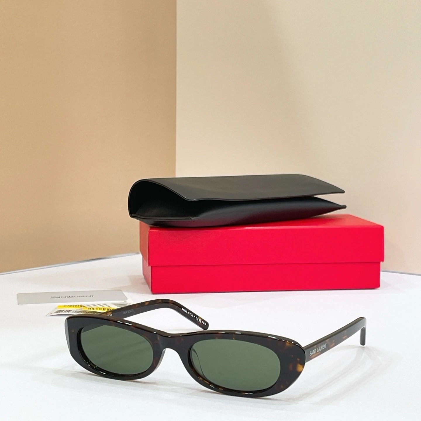 Saint Laurent SL 557 Sunglasses 53-20-140 — photo 2