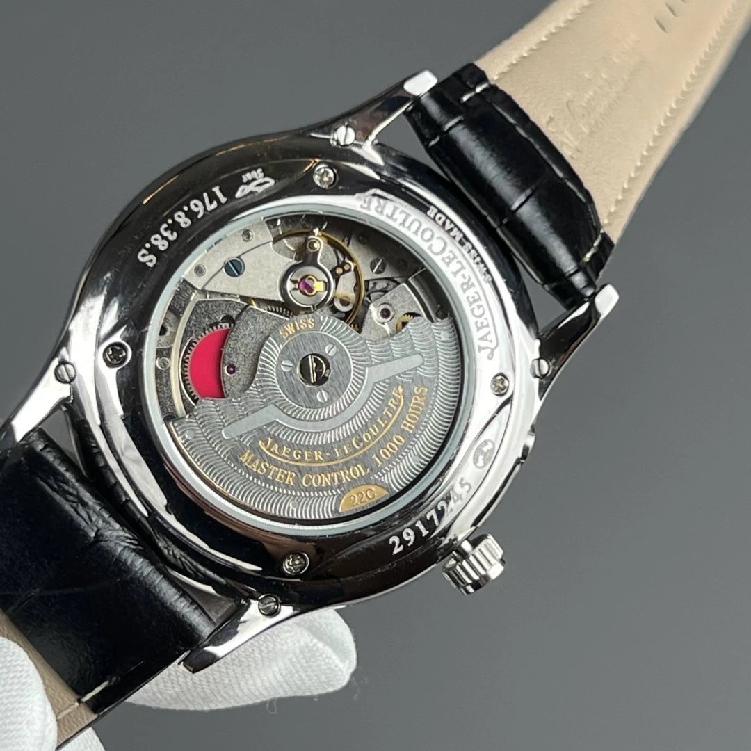 Jaeger-LeCoultre Master Automatic Watch 42mm — photo 7
