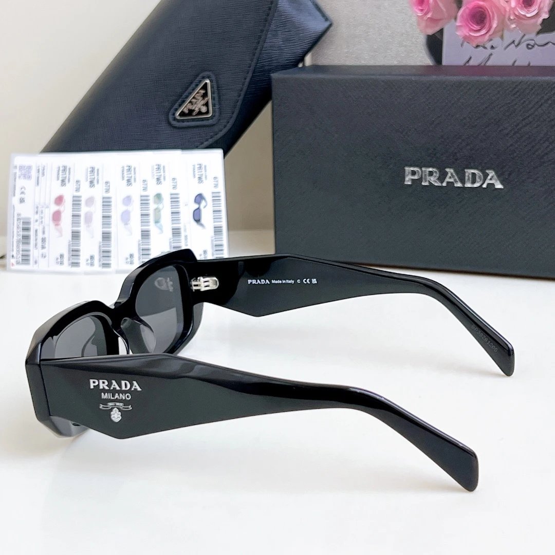 Prada Sunglasses 49-20-145 Ver.A — photo 7