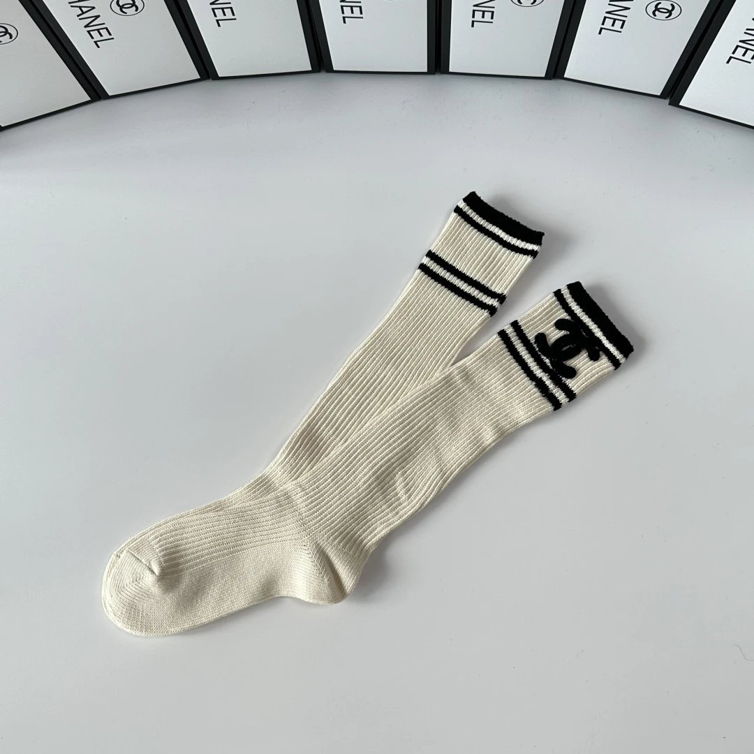 Chanel Cashmere Socks 5-Pair Box Ver.A — photo 10